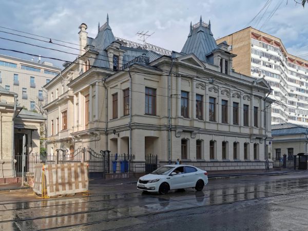 Особняк на ул. Новокузнецкая, 11с1