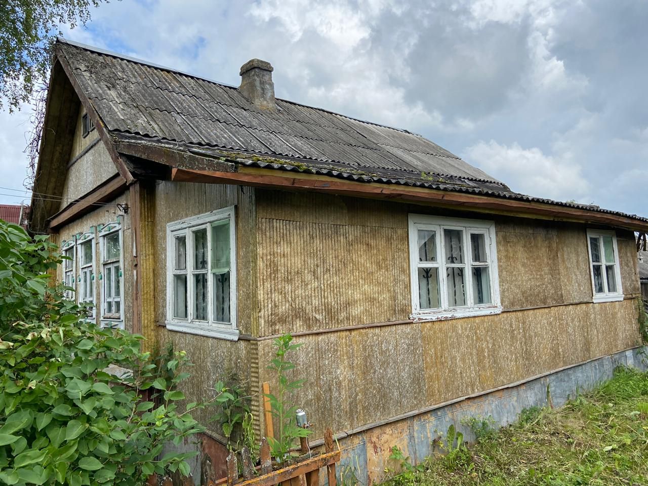 Купить загородную недвижимость в деревне Красный Холм Тверской области,  продажа загородной недвижимости - база объявлений Циан. Найдено 1 объявление