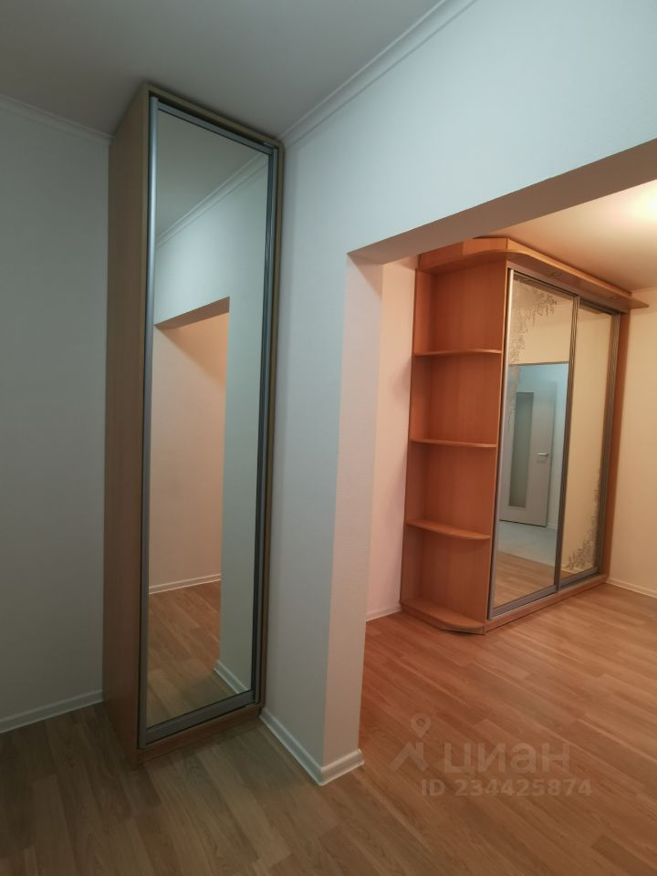 2-комнатная квартира, 68,6 м² — фото 2