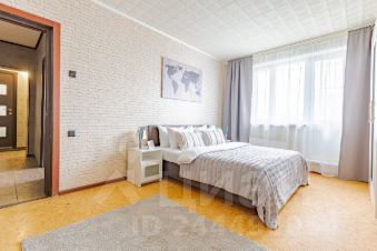 2-комн.кв., 65 м², этаж 14