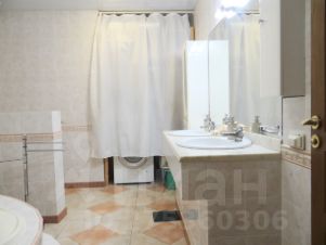 4-комн.кв., 112 м², этаж 3