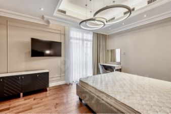 3-комн.кв., 150 м², этаж 2