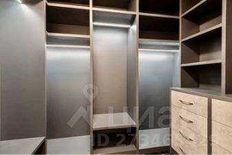 3-комн.кв., 150 м², этаж 2