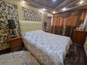 3-комн.кв., 100 м², этаж 4