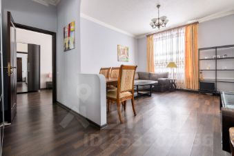 2-комн.кв., 57 м², этаж 4