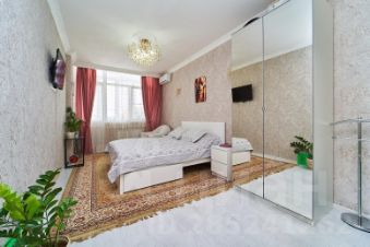 2-комн.кв., 79 м², этаж 2