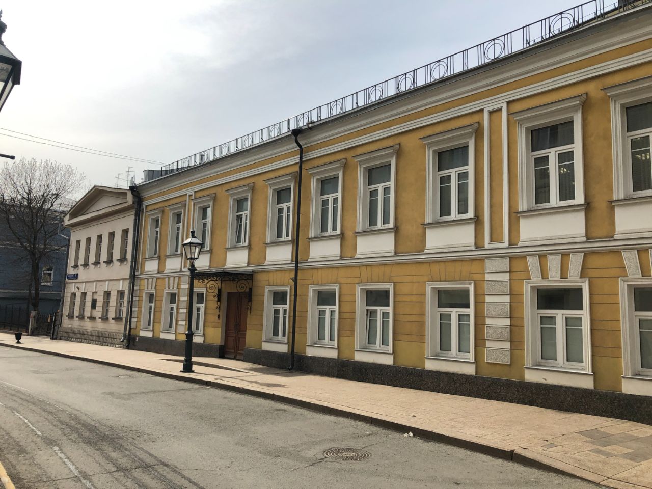 БЦ в Вознесенском переулке, 11с2