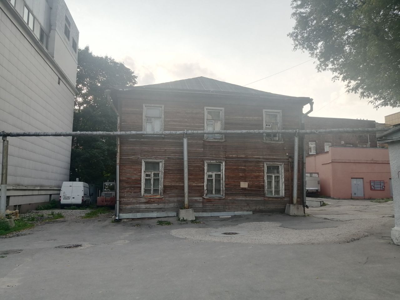 аренда помещений в БЦ на ул. Буженинова, 11