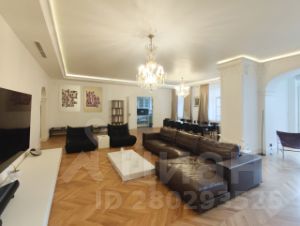 4-комн.кв., 350 м², этаж 2