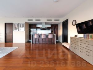 2-комн.апарт., 100 м², этаж 51