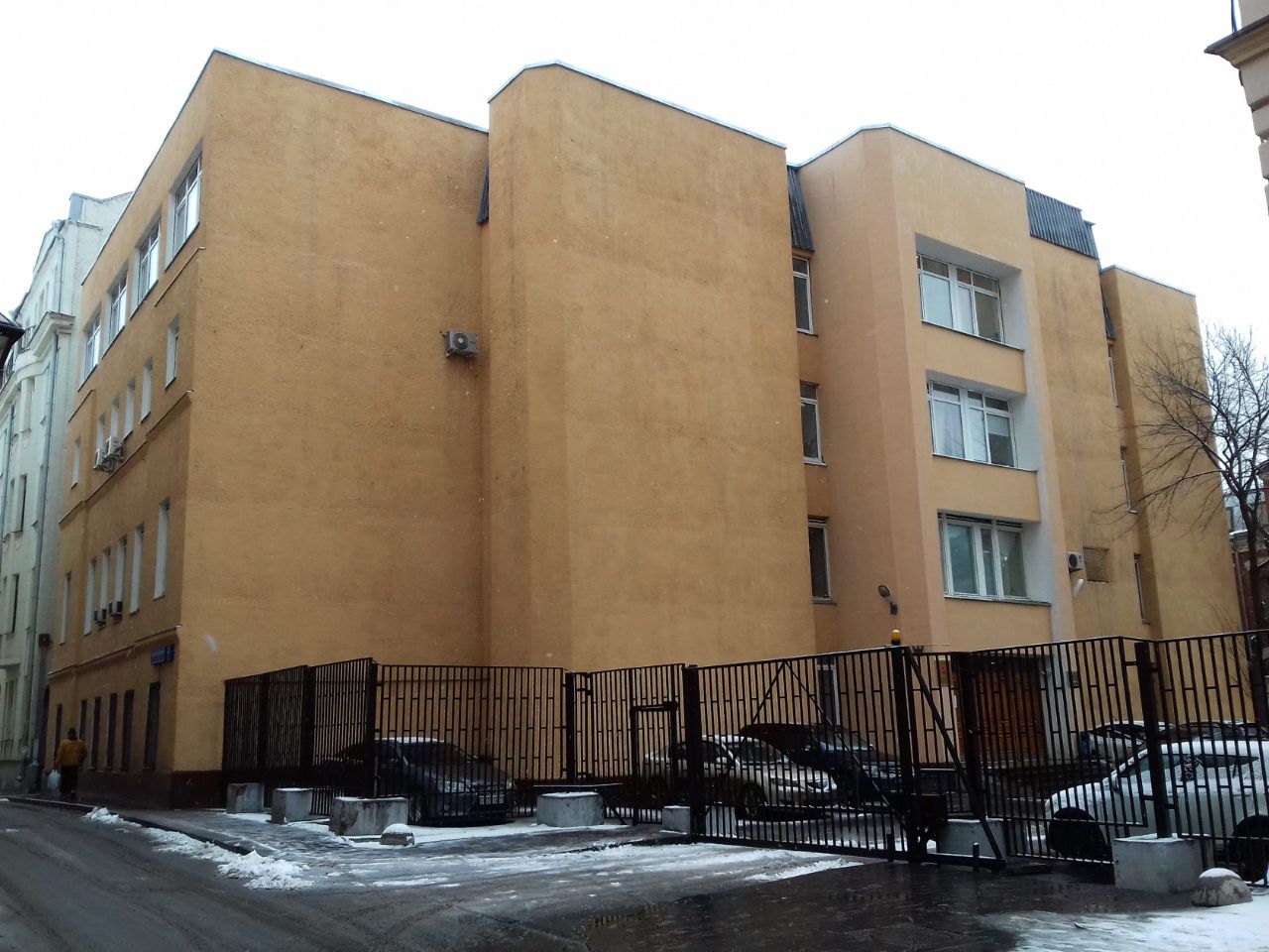 Бизнес Центр в Малом Спасоглинищевском пер., 3с1