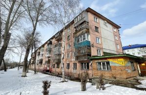 2-комн.кв., 50 м², этаж 3