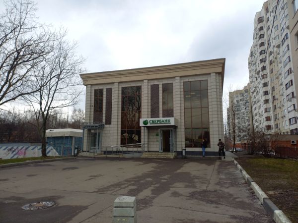 Отдельно стоящее здание на ул. Азовская, 24с1