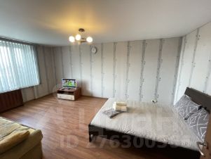 2-комн.кв., 65 м², этаж 4