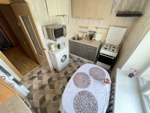 2-комн.кв., 65 м², этаж 4