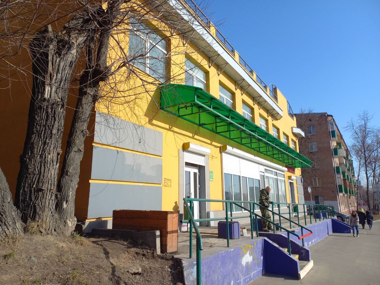 Торговом центре на Аминьевском шоссе, 26А