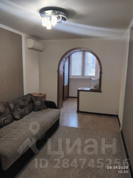 2-комн.кв., 50 м², этаж 1