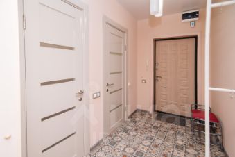 3-комн.кв., 80 м², этаж 1