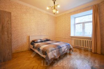 2-комн.кв., 60 м², этаж 3