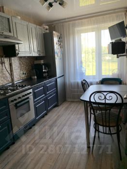 3-комн.кв., 61 м², этаж 3