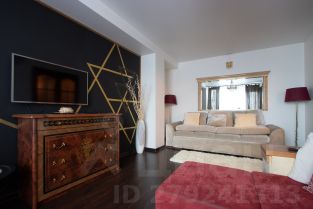 3-комн.кв., 80 м², этаж 21