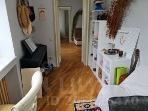 3-комн.кв., 72 м², этаж 3