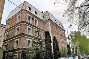 4-комн.кв., 152 м², этаж 4