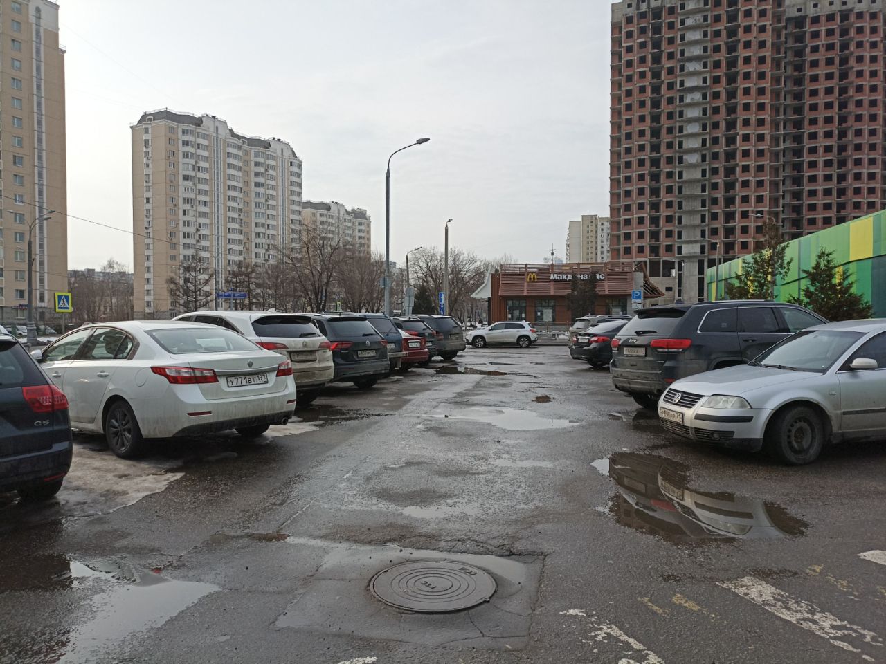 аренда помещений в ТЦ на ул. Милашенкова, 4с7
