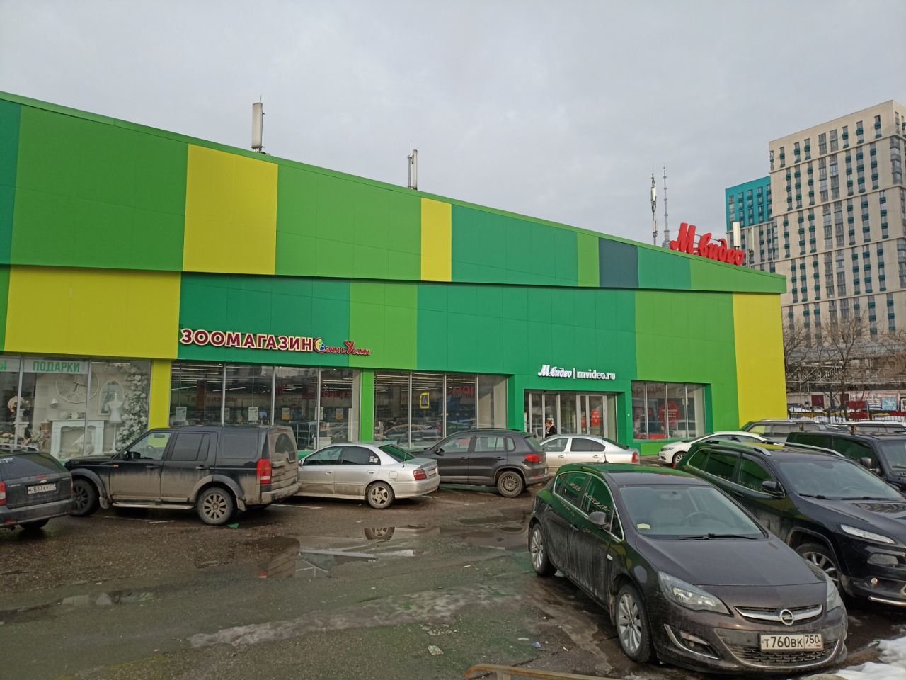 аренда помещений в ТЦ на ул. Милашенкова, 4с7