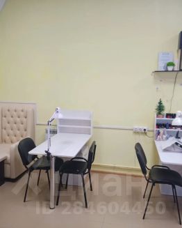 своб. назнач. 40 м², этаж 1