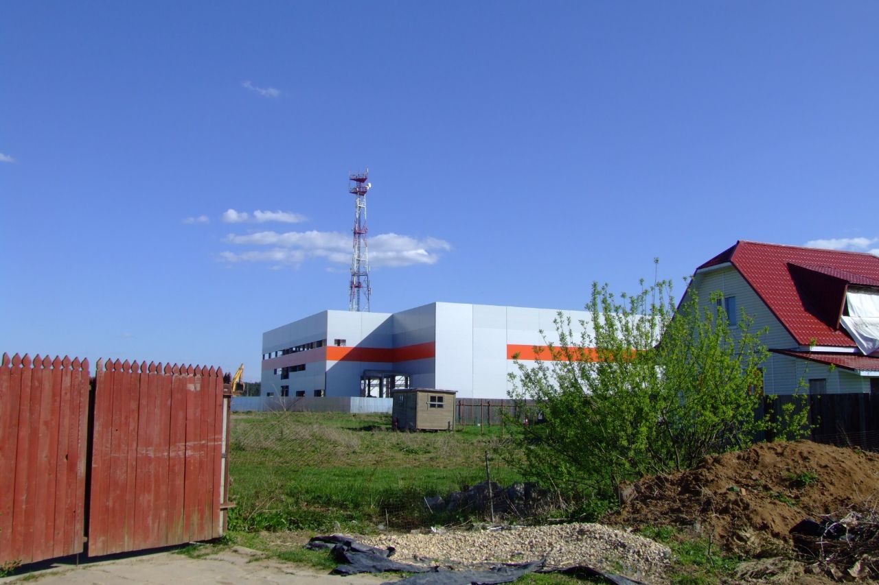 Складском комплексе деревня Бережки, М-2 Крым, 43-й километр, вл1с1