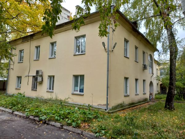 Отдельно стоящее здание на ул. Большая Филёвская, 28к2