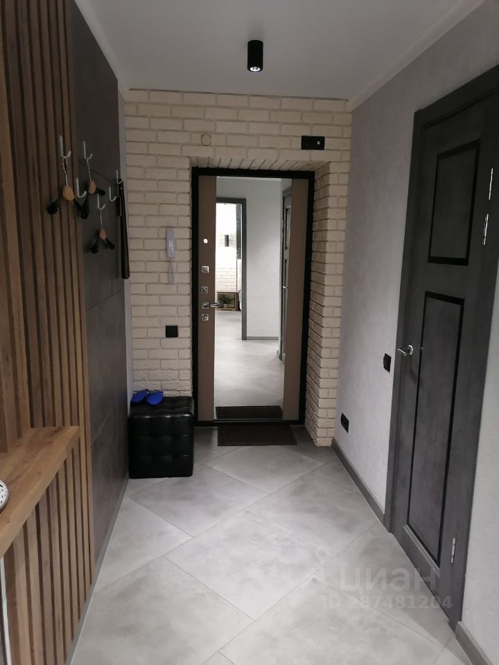 1-к кв. Брянская область, Жуковка Школьный пер., 2А (38.5 м²)