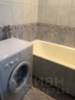 3-комн.кв., 64 м², этаж 4