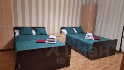 2-комн.кв., 80 м², этаж 4