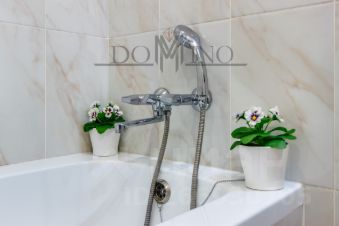 2-комн.кв., 45 м², этаж 24