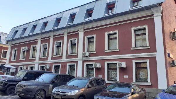 Бизнес-центр на ул. Земляной Вал, 38-40/13с6