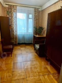 3-комн.кв., 57 м², этаж 4