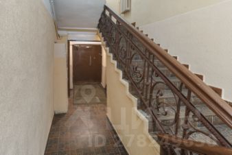 2-комн.кв., 50 м², этаж 3