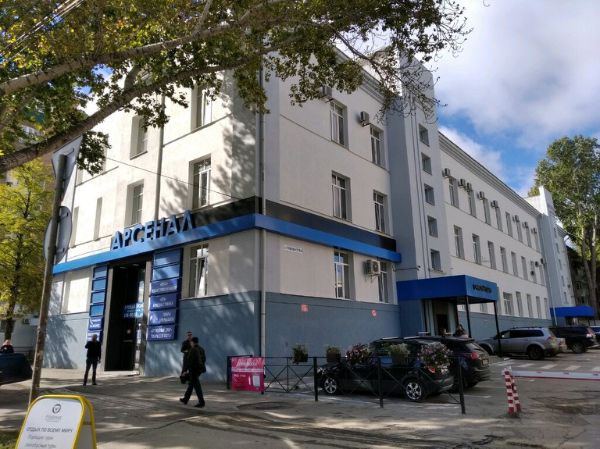 Торгово-офисный комплекс на ул. Авроры, 110к2