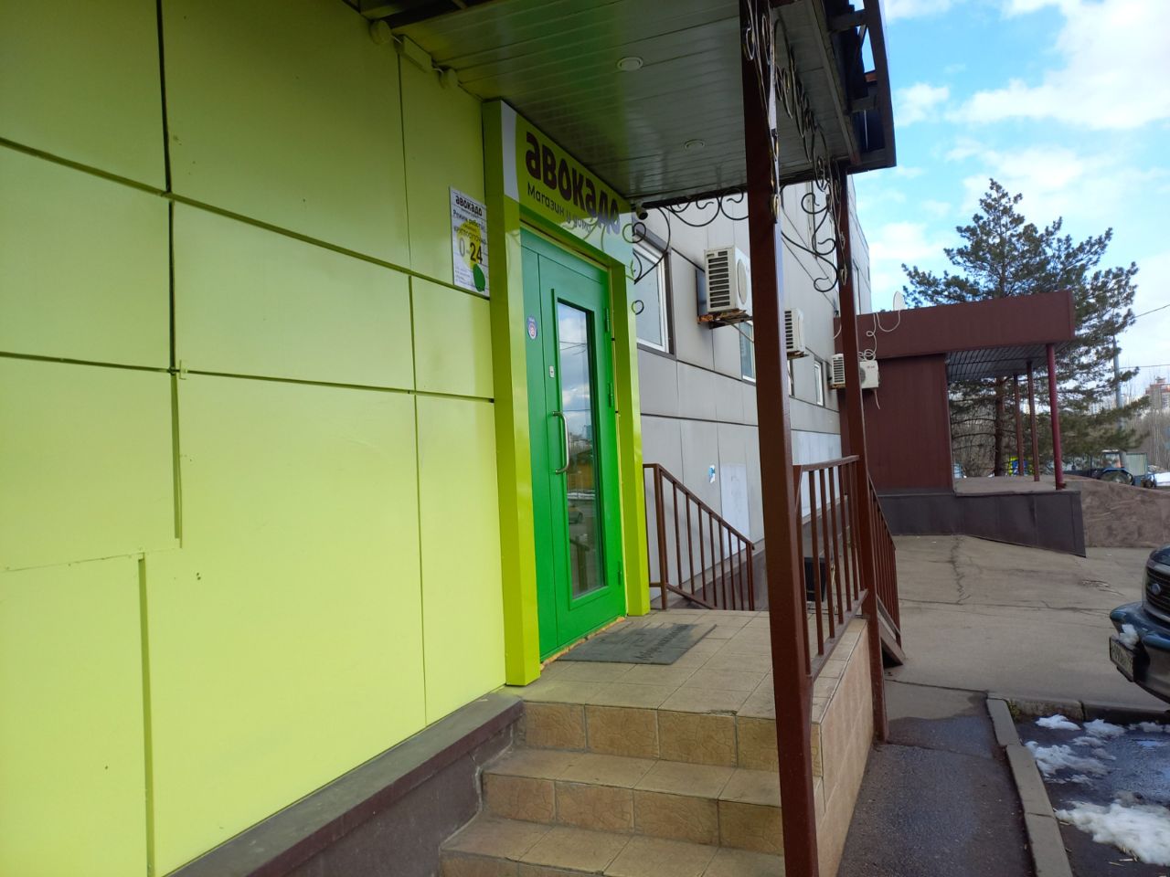 продажа помещений в ТЦ на ул. Генерала Белобородова, 34