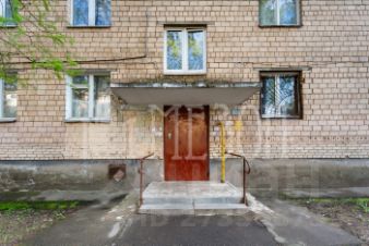 2-комн.кв., 42 м², этаж 3