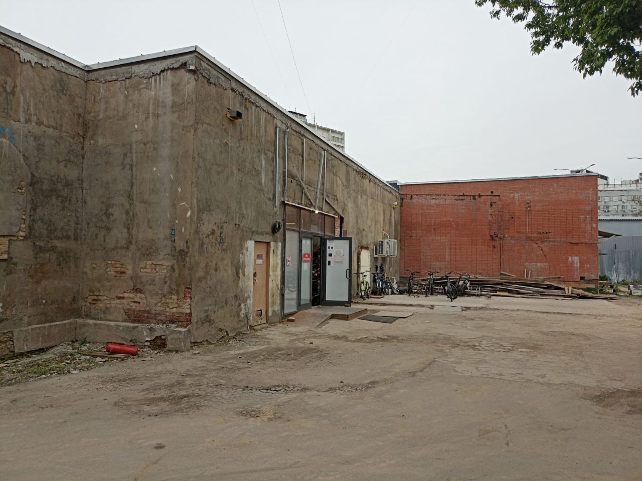 продажа помещений в БЦ на ул. Скаковая, 24