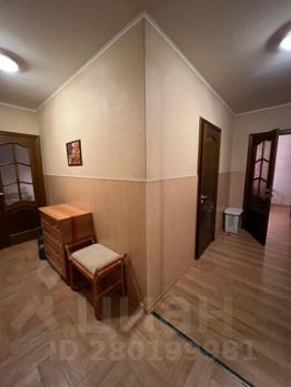 3-комн.кв., 68 м², этаж 3