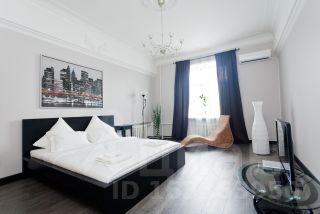 2-комн.кв., 80 м², этаж 4