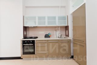 2-комн.кв., 80 м², этаж 4