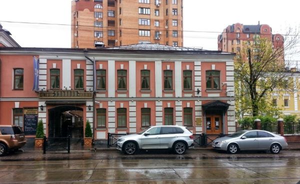 Особняк на ул. Тихвинская, 2