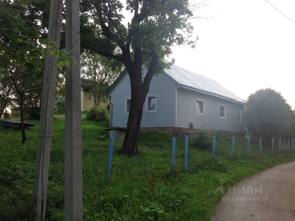 Купить дом в поселке городского типа Угловка Окуловского района, продажа  домов - база объявлений Циан. Найдено 6 объявлений