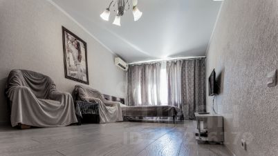 1-комн.кв., 40 м², этаж 10