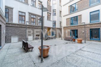 2-комн.апарт., 72 м², этаж 1